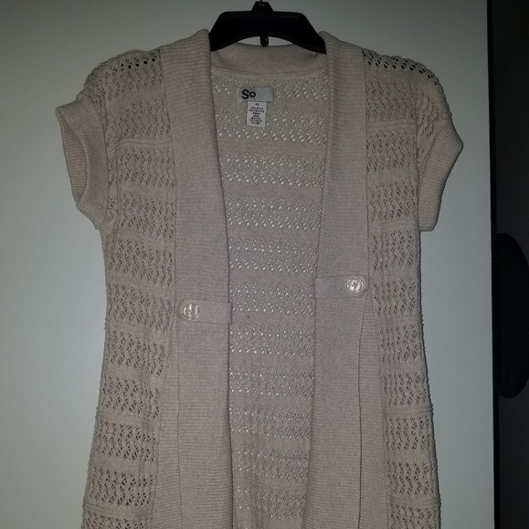Short Sleeve Sweater - Picture 1 of 3